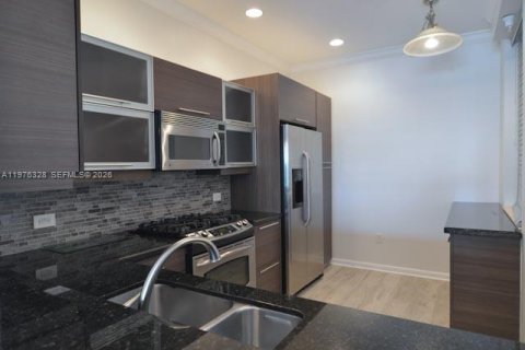 Condo in Sunrise, Florida, 2 bedrooms  № 2042520 - photo 20