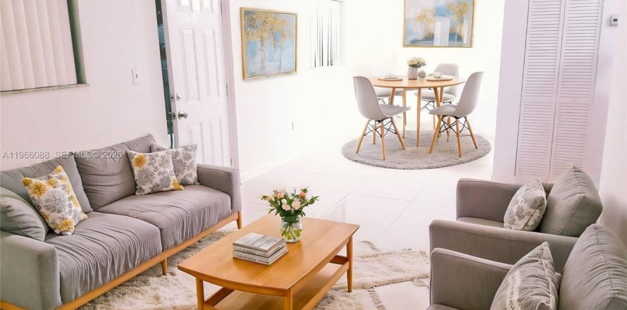 Кондоминиум с 2 спальнями в Хайалиа, Флорида № 2028201