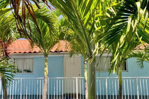 Купить кондоминиум в Хайалиа, Флорида 2 спальни, 64.66м2, № 2028201 - фото 13