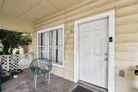 Propiedad comercial en venta en Tampa, Florida, 129.23 m2 № 2166139 - foto 5