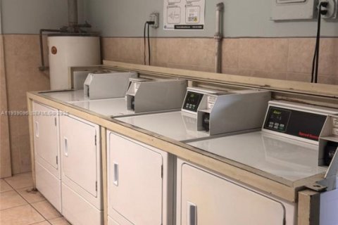 Снять в аренду кондоминиум в Плантация, Флорида 1 спальня, 54.63м2, № 1996793 - фото 20