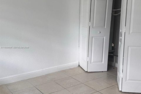 Снять в аренду кондоминиум в Плантация, Флорида 1 спальня, 54.63м2, № 1996793 - фото 19