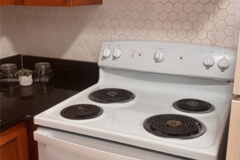 Снять в аренду кондоминиум в Плантация, Флорида 1 спальня, 54.63м2, № 1996793 - фото 10