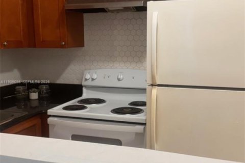 Снять в аренду кондоминиум в Плантация, Флорида 1 спальня, 54.63м2, № 1996793 - фото 11