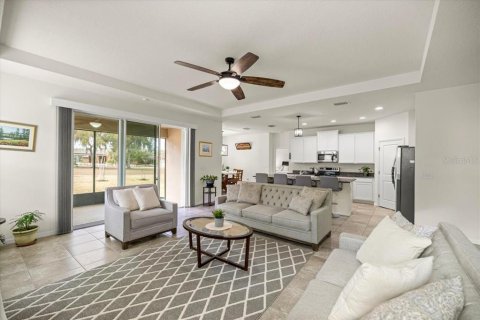 House in Ocala, Florida 4 bedrooms, 263.29 sq.m. № 2096213 - photo 6