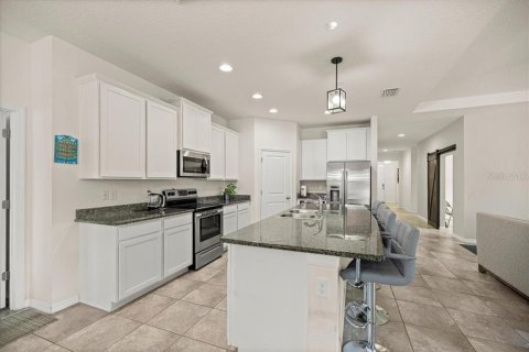 House in Ocala, Florida 4 bedrooms, 263.29 sq.m. № 2096213 - photo 5