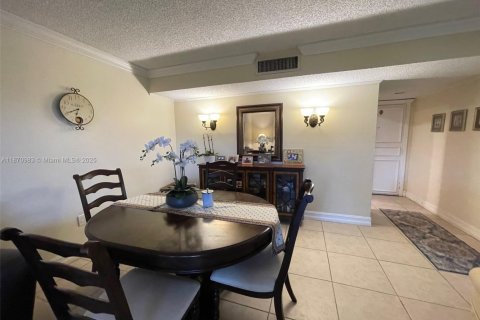 Купить кондоминиум в Майами, Флорида 2 спальни, 89.65м2, № 1920076 - фото 8