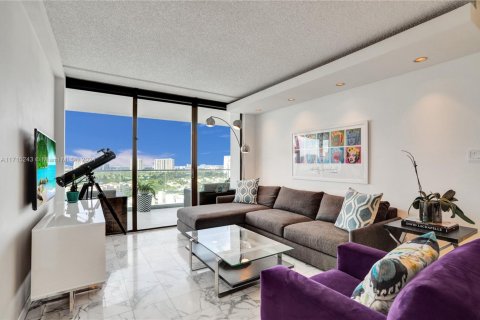 Copropriété à louer à Aventura, Floride: 2 chambres, 100.06 m2 № 1697934 - photo 4