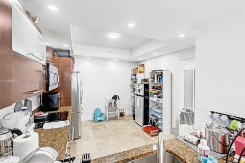 Снять в аренду кондоминиум в Авентура, Флорида 2 спальни, 187.66м2, № 2060481 - фото 17