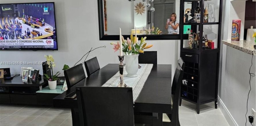Condo à Miami, Floride, 2 chambres № 1814902