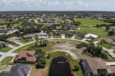 Land in Rotonda, Florida № 1856339 - photo 1
