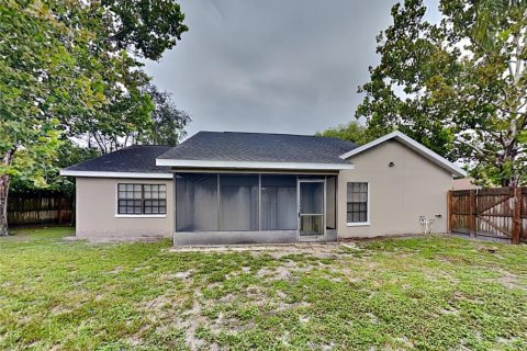 House in New Port Richey, Florida 3 bedrooms, 122.91 sq.m. № 1911919 - photo 19