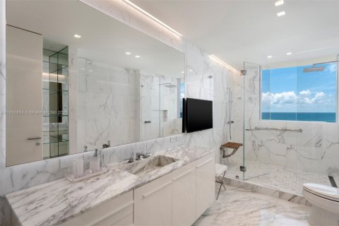 Купить кондоминиум в Серфсайд, Флорида 5 спален, 624.86м2, № 2014756 - фото 19