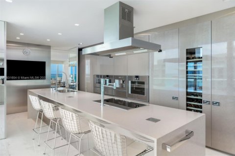 Купить кондоминиум в Серфсайд, Флорида 5 спален, 624.86м2, № 2014756 - фото 7