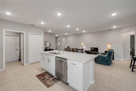 Casa en venta en Edgewater, Florida, 4 dormitorios, 174.28 m2 № 1622063 - foto 25