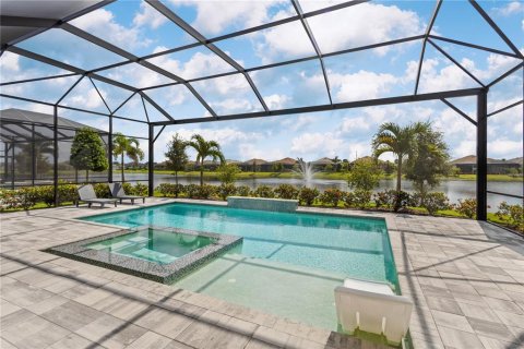 Casa en venta en Lakewood Ranch, Florida, 3 dormitorios, 243.5 m2 № 1870313 - foto 18