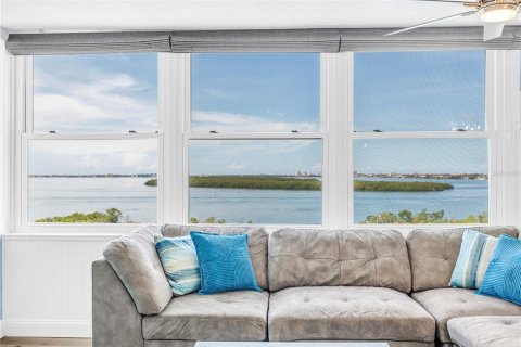 Copropriété à vendre à Saint Petersburg, Floride: 2 chambres, 134.71 m2 № 2342056 - photo 19