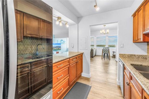 Copropriété à vendre à Saint Petersburg, Floride: 2 chambres, 134.71 m2 № 2342056 - photo 6