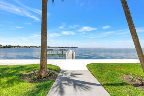 Copropriété à vendre à Saint Petersburg, Floride: 2 chambres, 134.71 m2 № 2342056 - photo 3