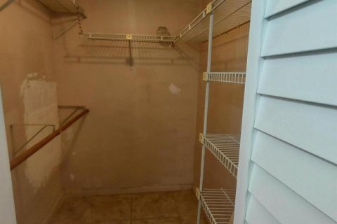 Copropriété à louer à Margate, Floride: 2 chambres, 90.12 m2 № 2086530 - photo 19