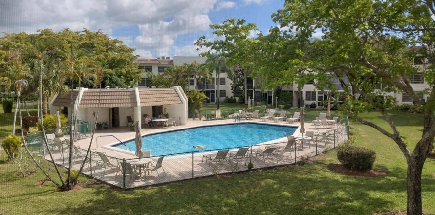 Condo à Margate, Floride, 2 chambres  № 2086530