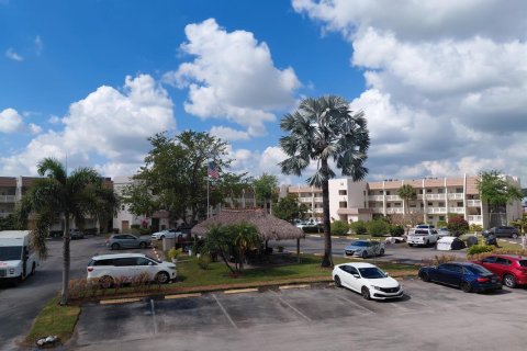 Copropriété à louer à Margate, Floride: 2 chambres, 90.12 m2 № 2086530 - photo 13