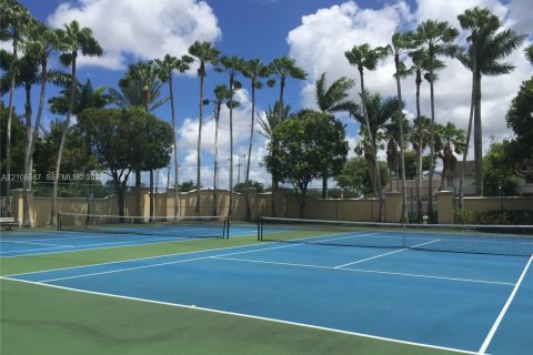 Villa ou maison à louer à Miami, Floride: 3 chambres, 176.61 m2 № 2423301 - photo 28