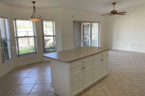 Villa ou maison à louer à Miami, Floride: 3 chambres, 176.61 m2 № 2423301 - photo 8