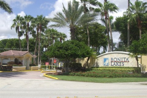 Villa ou maison à louer à Miami, Floride: 3 chambres, 176.61 m2 № 2423301 - photo 23