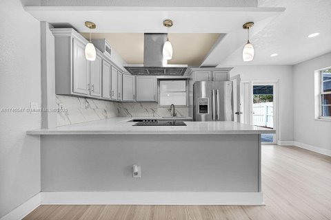 Купить виллу или дом в Холливуд, Флорида 4 спальни, 104.52м2, № 1961493 - фото 29