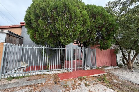 Adosado en alquiler en Miami Gardens, Florida, 4 dormitorios, 136.57 m2 № 1993148 - foto 12