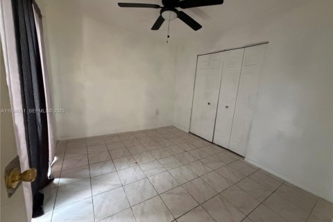 Adosado en alquiler en Miami Gardens, Florida, 4 dormitorios, 136.57 m2 № 1993148 - foto 8