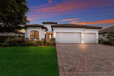 Villa ou maison à vendre à Lakewood Ranch, Floride: 4 chambres, 210.7 m2 № 1565500 - photo 2