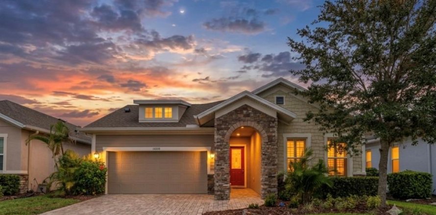 Villa ou maison à Fish Hawk, Floride 3 chambres, 245.26 m2 № 2279908