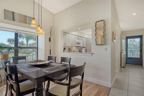 Condo in Sarasota, Florida, 2 bedrooms  № 1082160 - photo 7