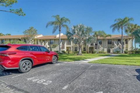 Condo in Sarasota, Florida, 2 bedrooms  № 1082160 - photo 2