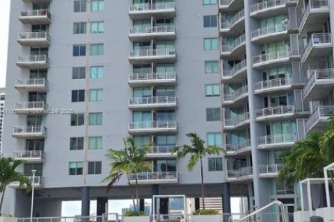 Купить кондоминиум в Майами, Флорида 2 спальни, 103.4м2, № 1985981 - фото 28