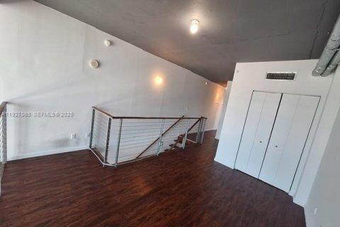 Купить кондоминиум в Майами, Флорида 2 спальни, 103.4м2, № 1985981 - фото 11