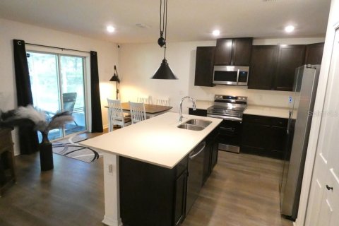 Casa en venta en Weeki Wachee, Florida, 3 dormitorios, 134.24 m2 № 2386000 - foto 2