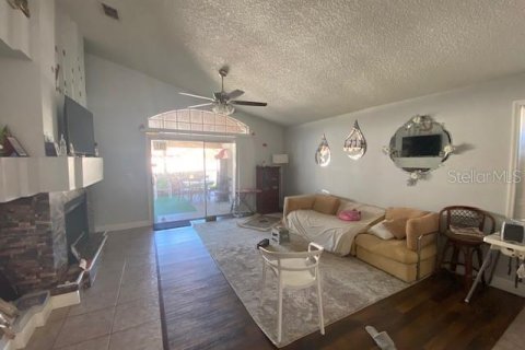 House in Orlando, Florida 4 bedrooms, 175.59 sq.m. № 1543121 - photo 17