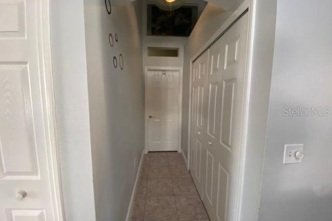 House in Orlando, Florida 4 bedrooms, 175.59 sq.m. № 1543121 - photo 28