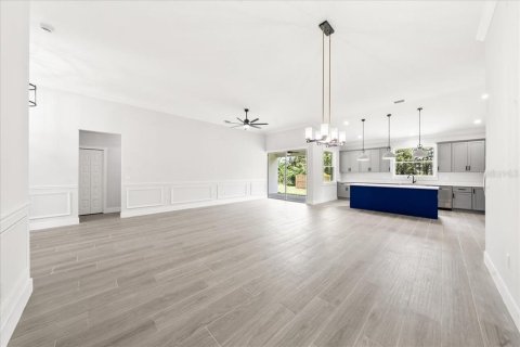 Villa ou maison à vendre à Palm Bay, Floride: 4 chambres, 199.46 m2 № 1801291 - photo 10