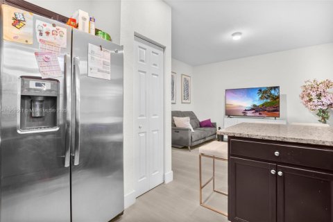 Купить таунхаус в Хомстед, Флорида 3 спальни, 130.81м2, № 1964595 - фото 9