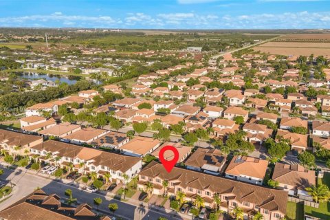 Купить таунхаус в Хомстед, Флорида 3 спальни, 130.81м2, № 1964595 - фото 26