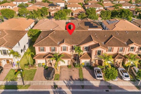 Купить таунхаус в Хомстед, Флорида 3 спальни, 130.81м2, № 1964595 - фото 25