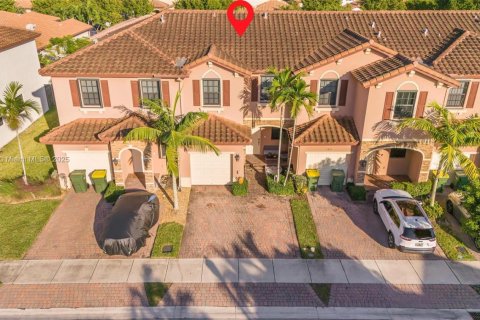 Купить таунхаус в Хомстед, Флорида 3 спальни, 130.81м2, № 1964595 - фото 24