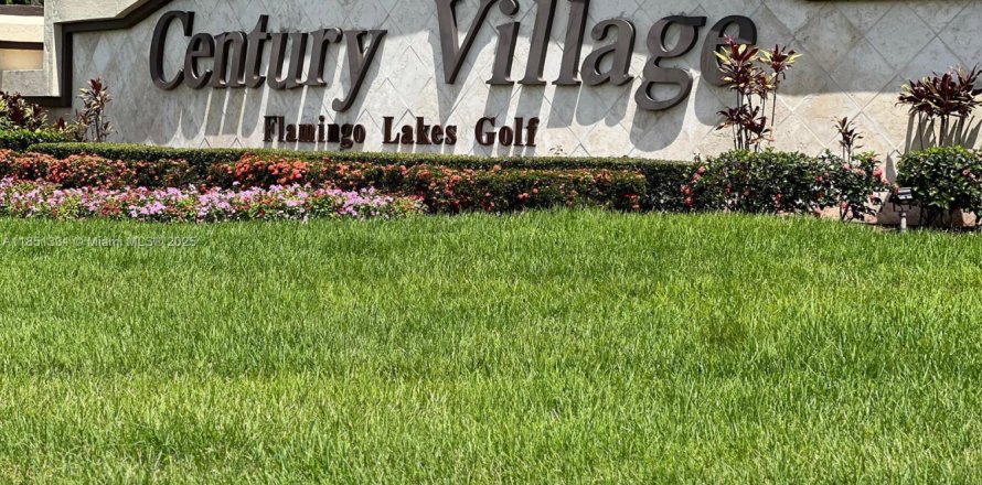 Condo in Pembroke Pines, Florida, 2 bedrooms  № 1962710