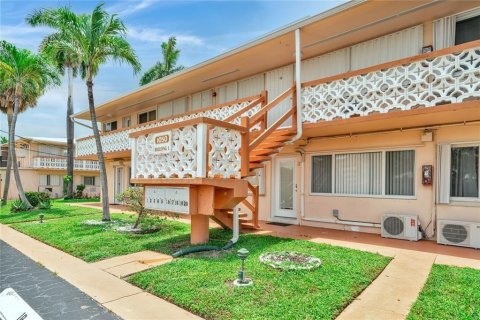 Copropriété à vendre à Hallandale Beach, Floride: 1 chambre, 58.06 m2 № 2083692 - photo 2