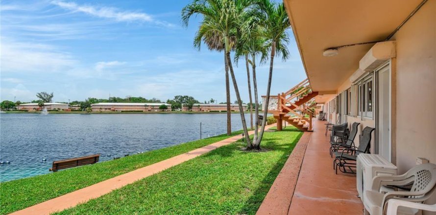 Condo à Hallandale Beach, Floride, 1 chambre  № 2083692