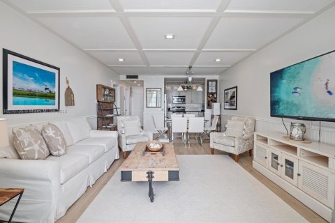 Снять в аренду кондоминиум в Холливуд, Флорида 1 спальня, 74.32м2, № 1934246 - фото 5